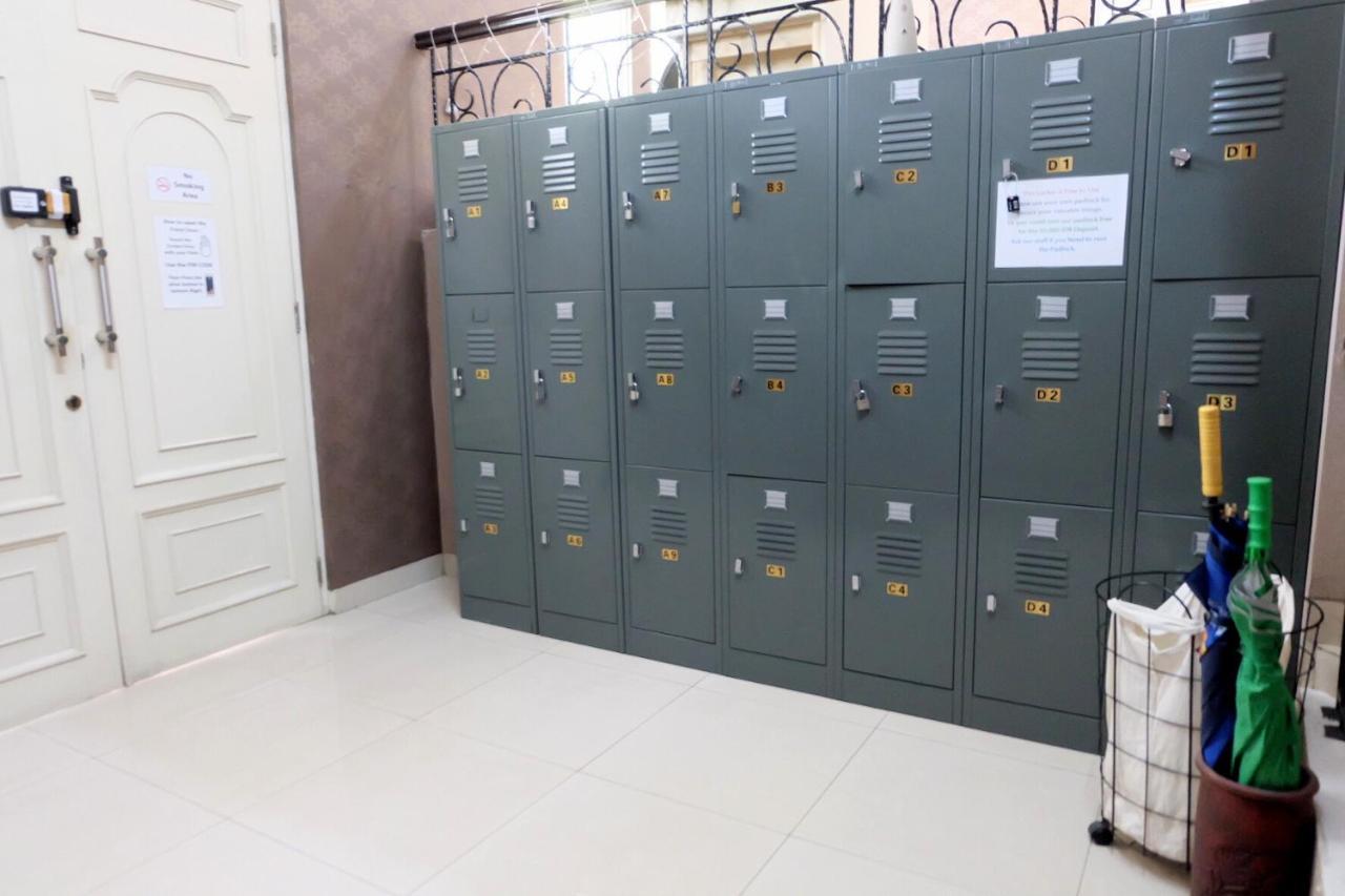 Homiestay Jakarta Exterior photo